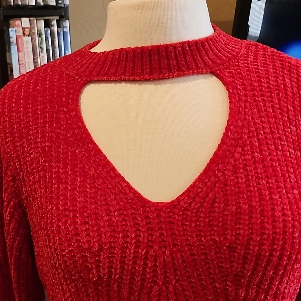 No Boundaries long sleeve sweater - Picture 3 of 5